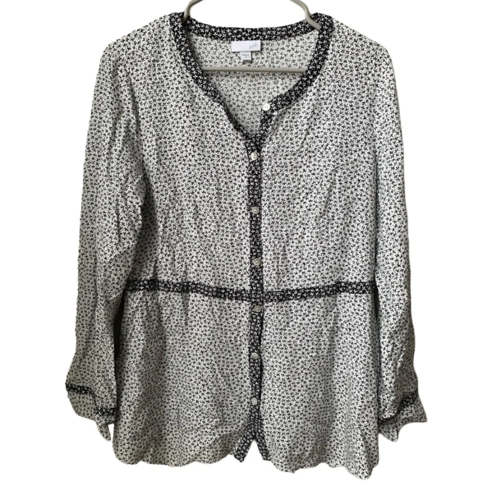 J. JILL Women’s Black & White Ditzy Floral Print Button-down Shirt Blouse Top